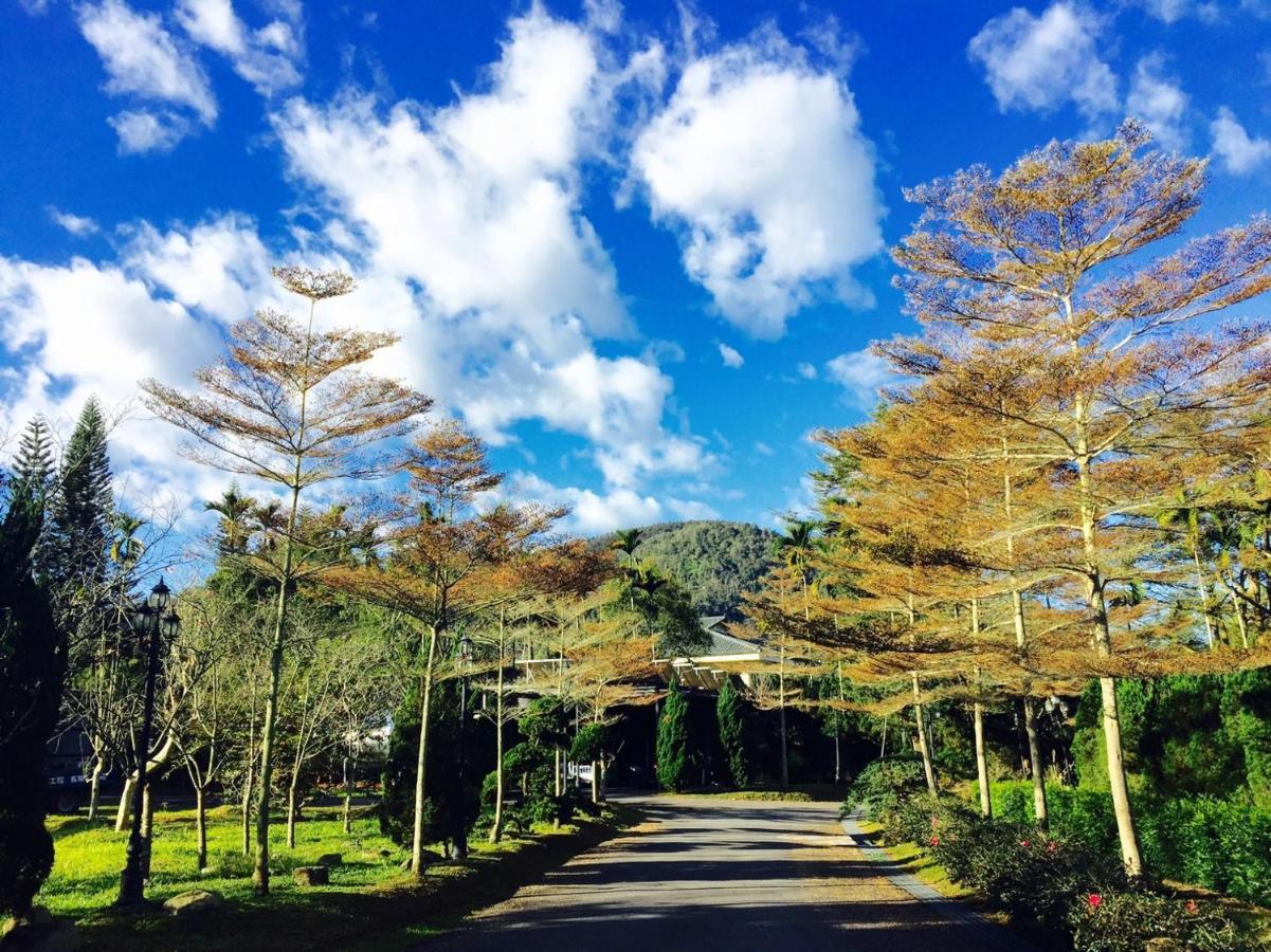 Flying Villa Nantou Buitenkant foto
