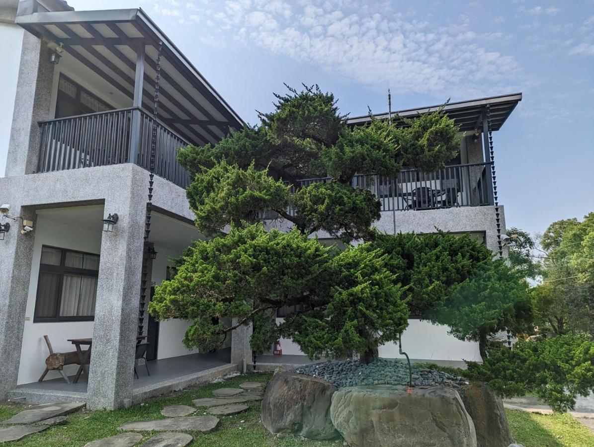 Flying Villa Nantou Buitenkant foto