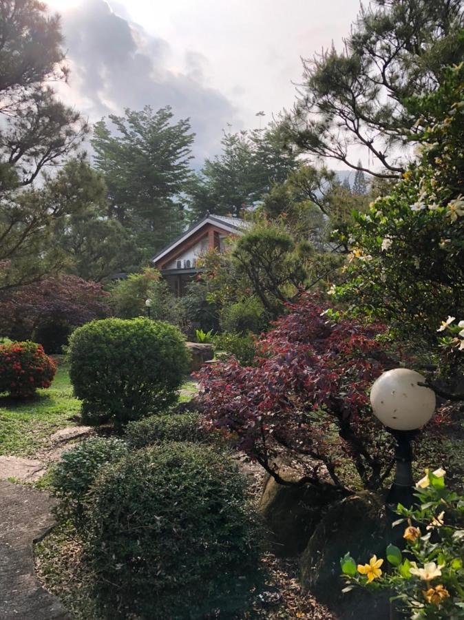 Flying Villa Nantou Buitenkant foto