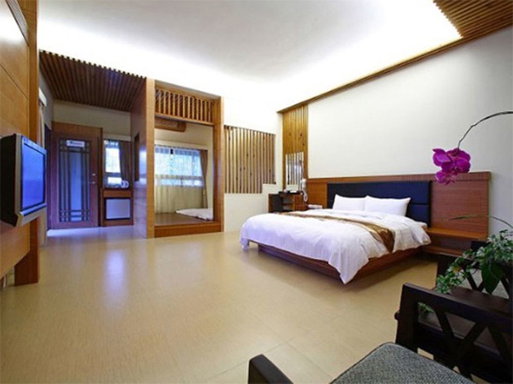 Flying Villa Nantou Buitenkant foto